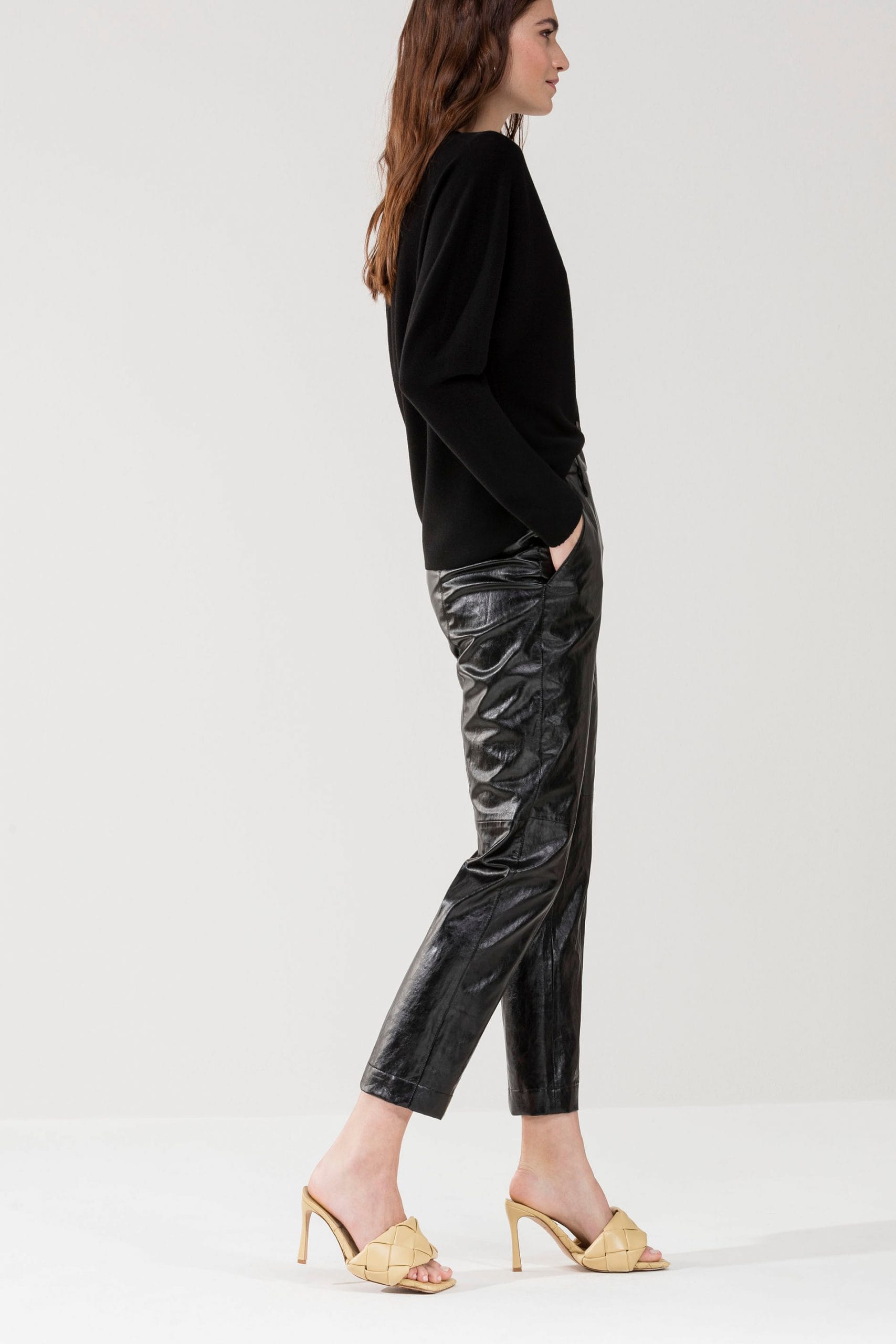 PANTALON TEXTURE TAILLE HAUTE NOIR – Image 2