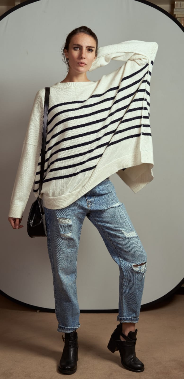 PULL BLANC RAYE MARINE RAS DU COU BRETAGNA – Image 2