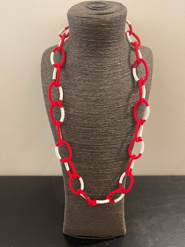 Collier Sautoir Vintage En Résine Plastique Rouge - Époque Années 60-70 - Bel état