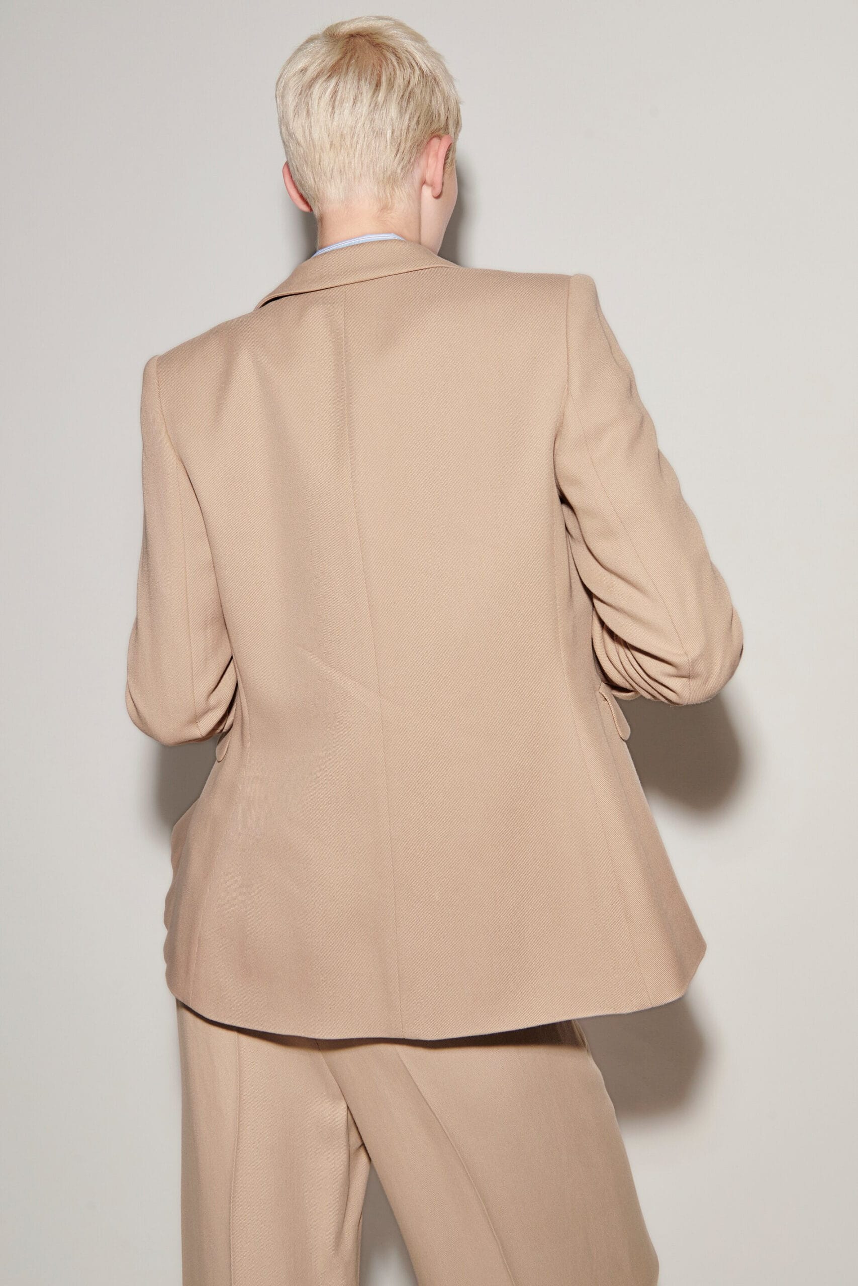 BLAZER EN GABARDINE BEIGE – Image 3
