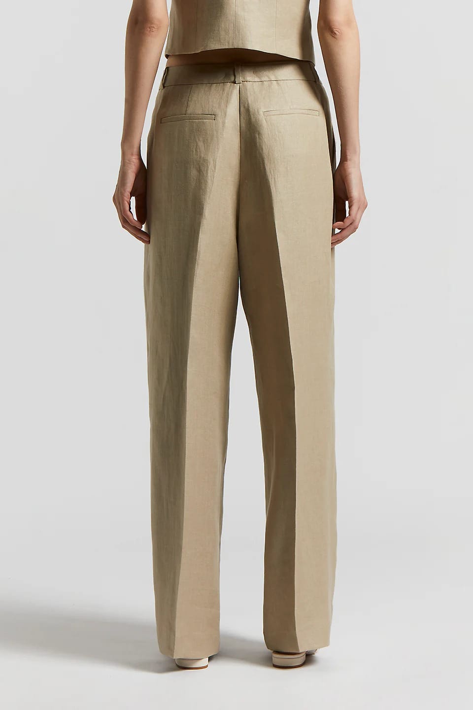 PANTALON EN GABARDINE DE LIN UNI BEIGE – Image 2