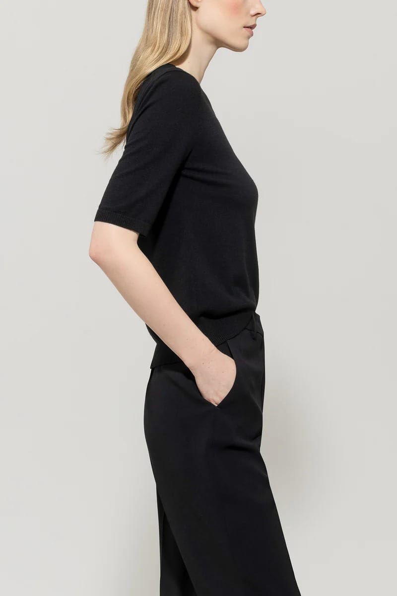 PULL EN MAILLE FINE NOIR – Image 2