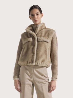 MANTEAU EN FAUSSE FOURRURE