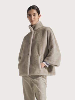 MANTEAU EN FAUSSE FOURRURE ECRU