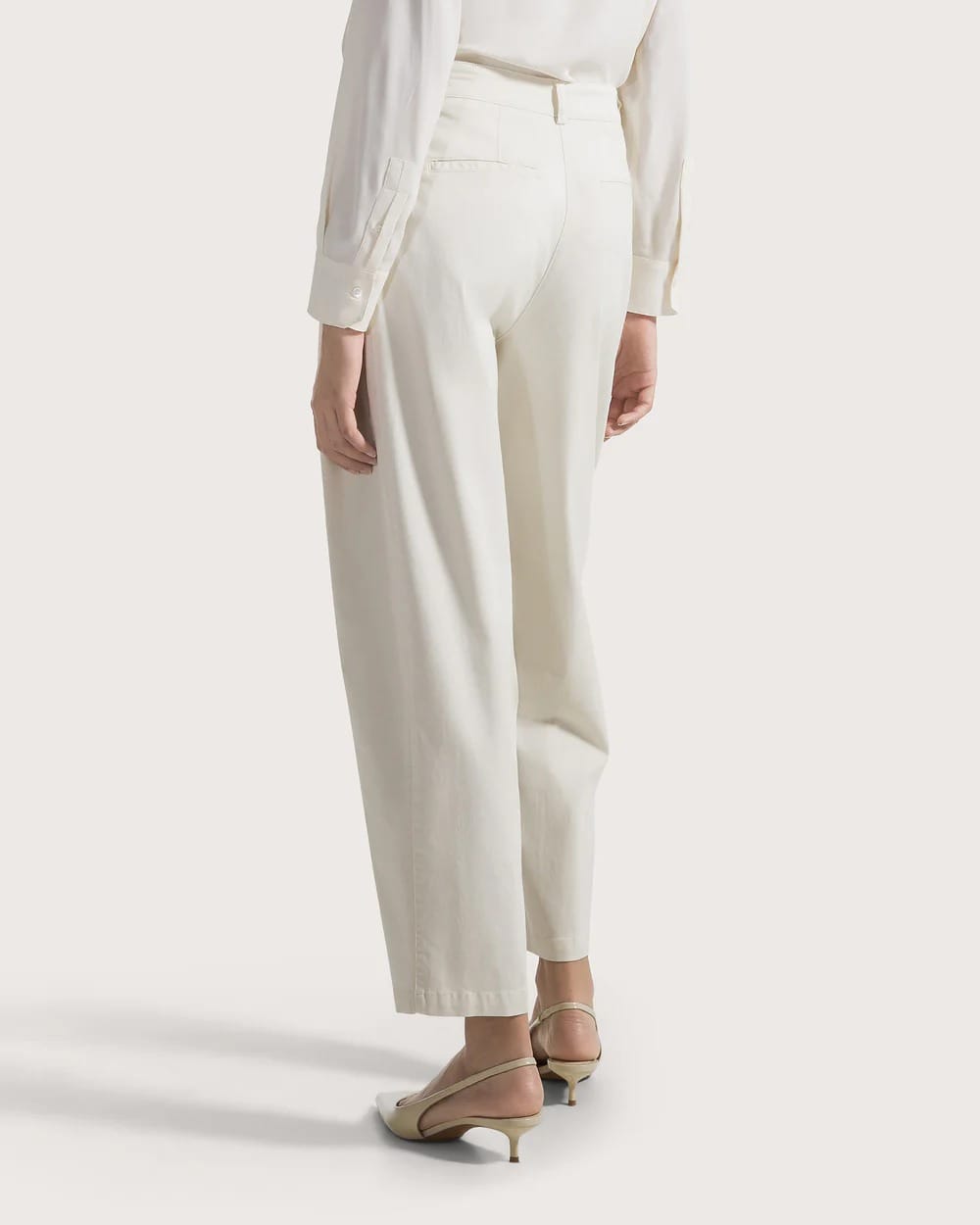 PANTALON GABARDINE CAROTTE A DOUBLE PINCE MARRON – Image 3