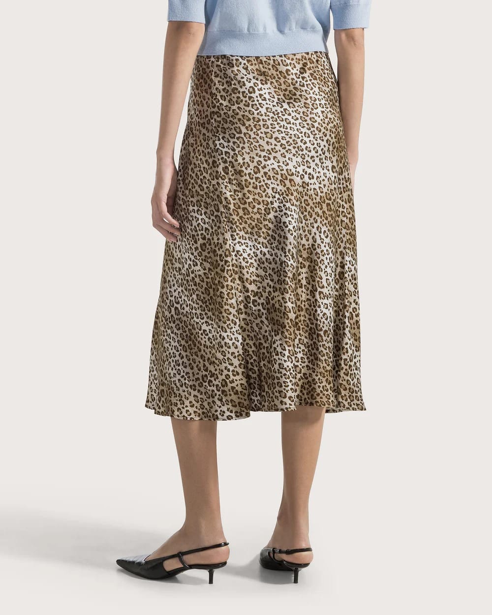 JUPE MIDI EN SATIN LISSE IMPRIME ANIMAL – Image 2