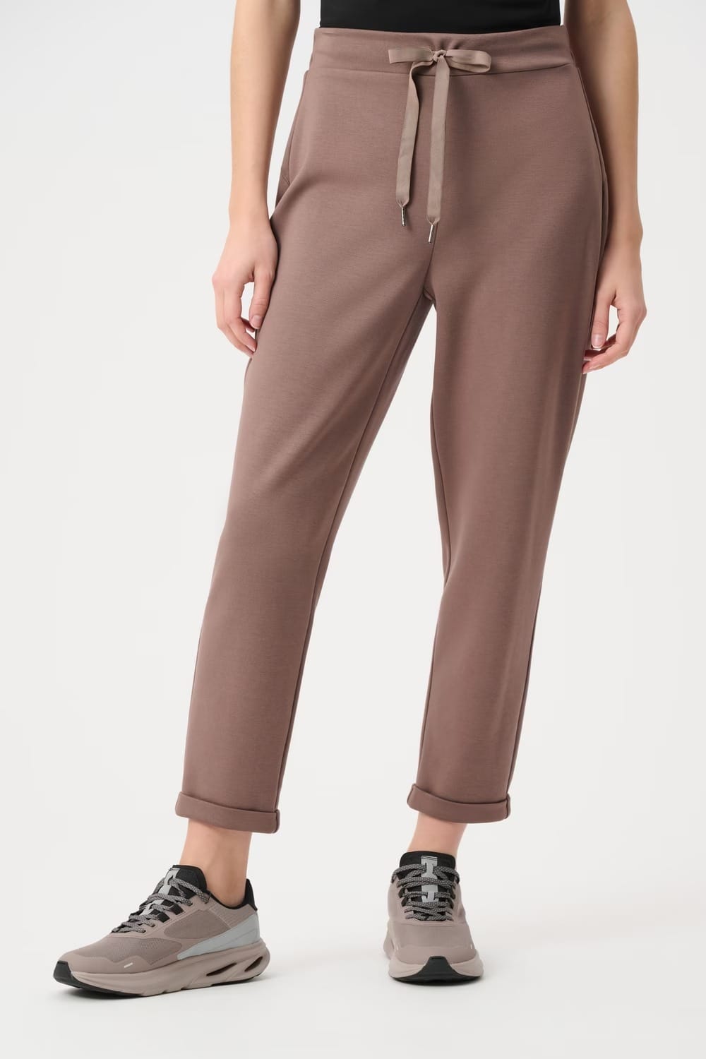 JOGGING DETENDU CHEVILLE MARRON