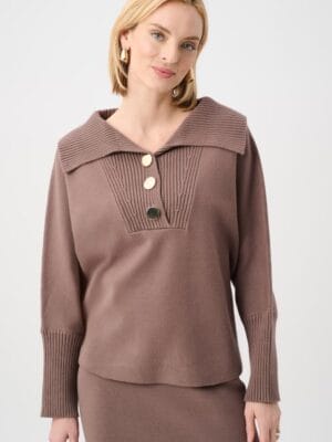 PULL FERMETURE A BOUTONS AMPLE MARRON