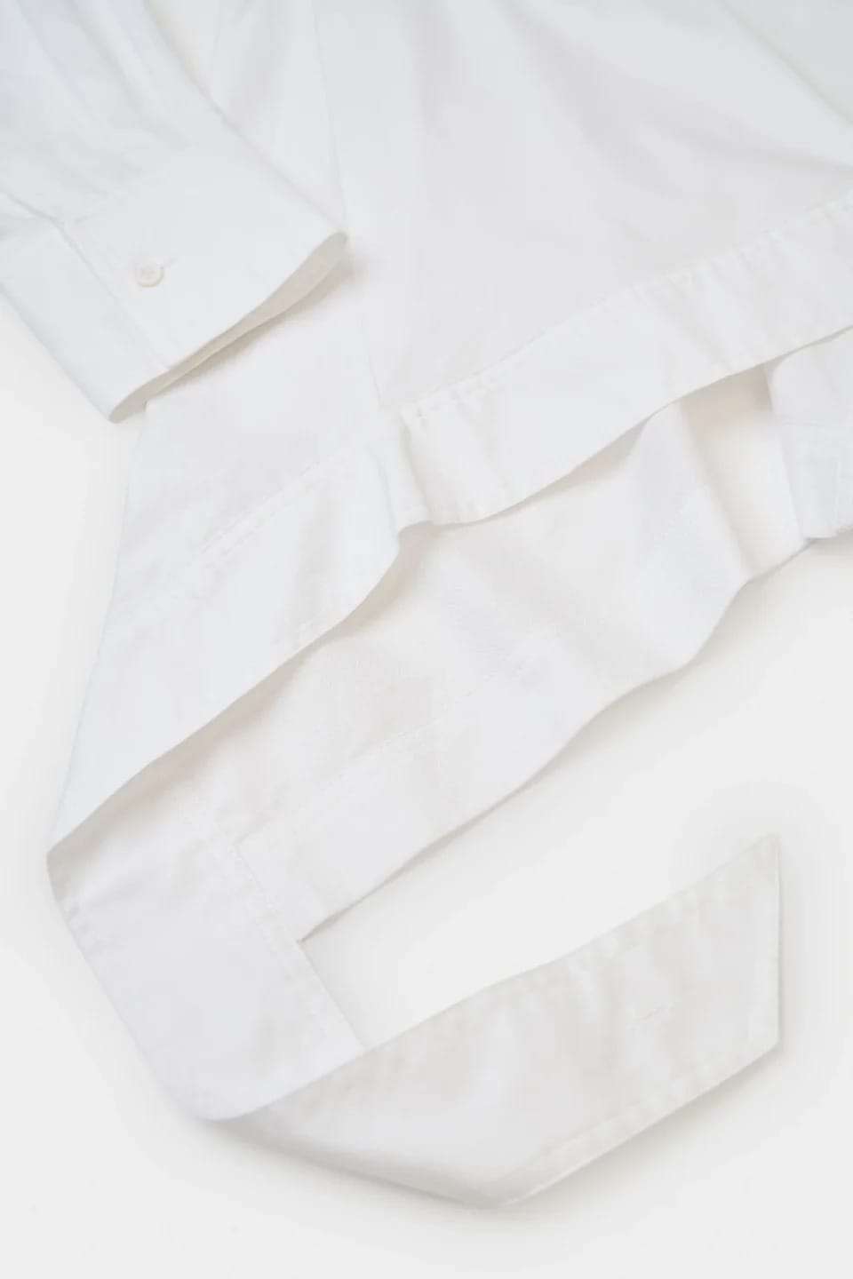 CHEMISE OXFORD ASYMETRIQUE A GODETS BLANCHE – Image 3