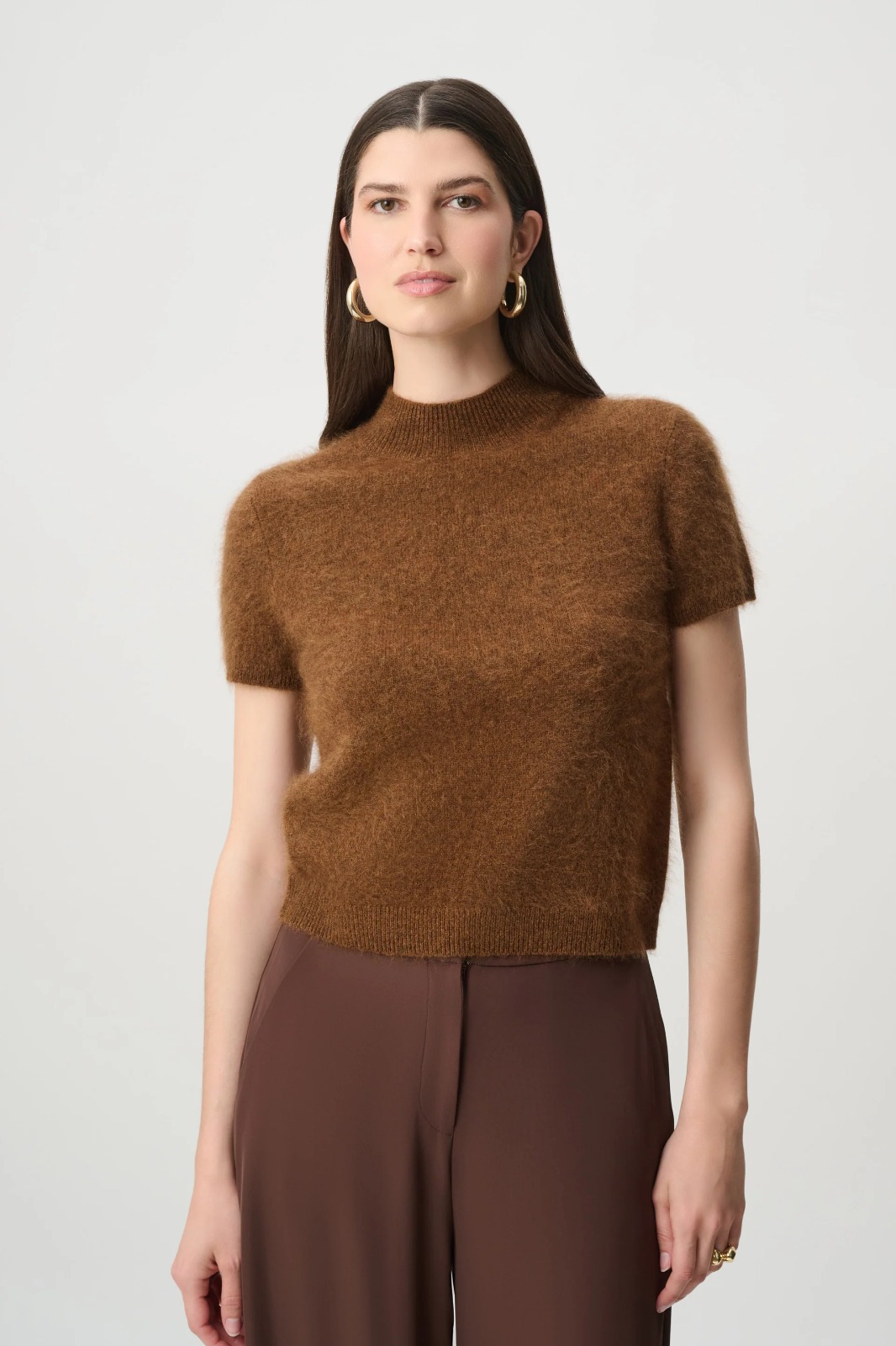 PULL A MANCHES COURTES EN LAINE BROSSEE MARRON