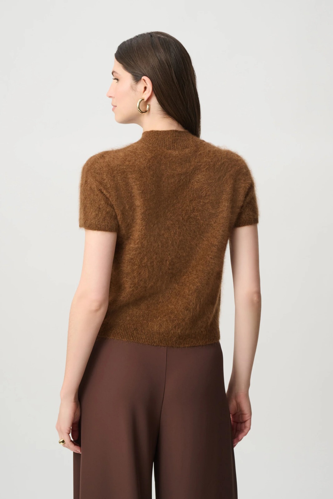 PULL A MANCHES COURTES EN LAINE BROSSEE MARRON – Image 3
