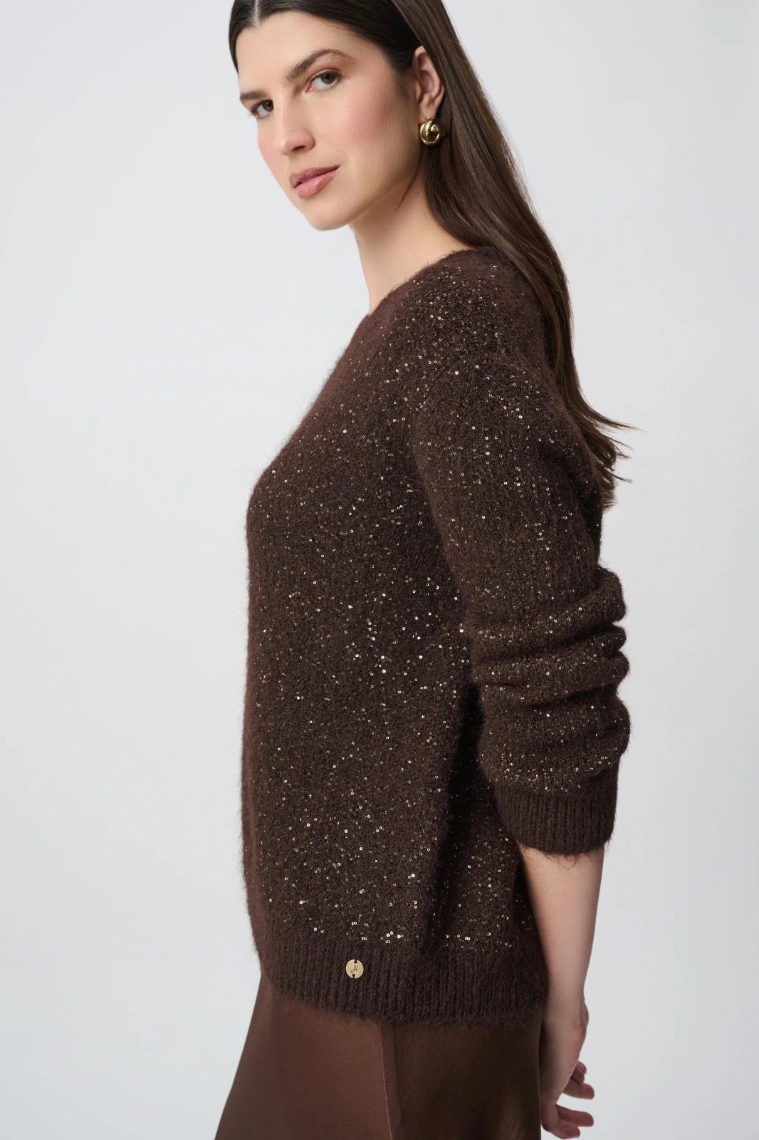 PULL RAS DU COU EN FIL PAILLETE MARRON – Image 2