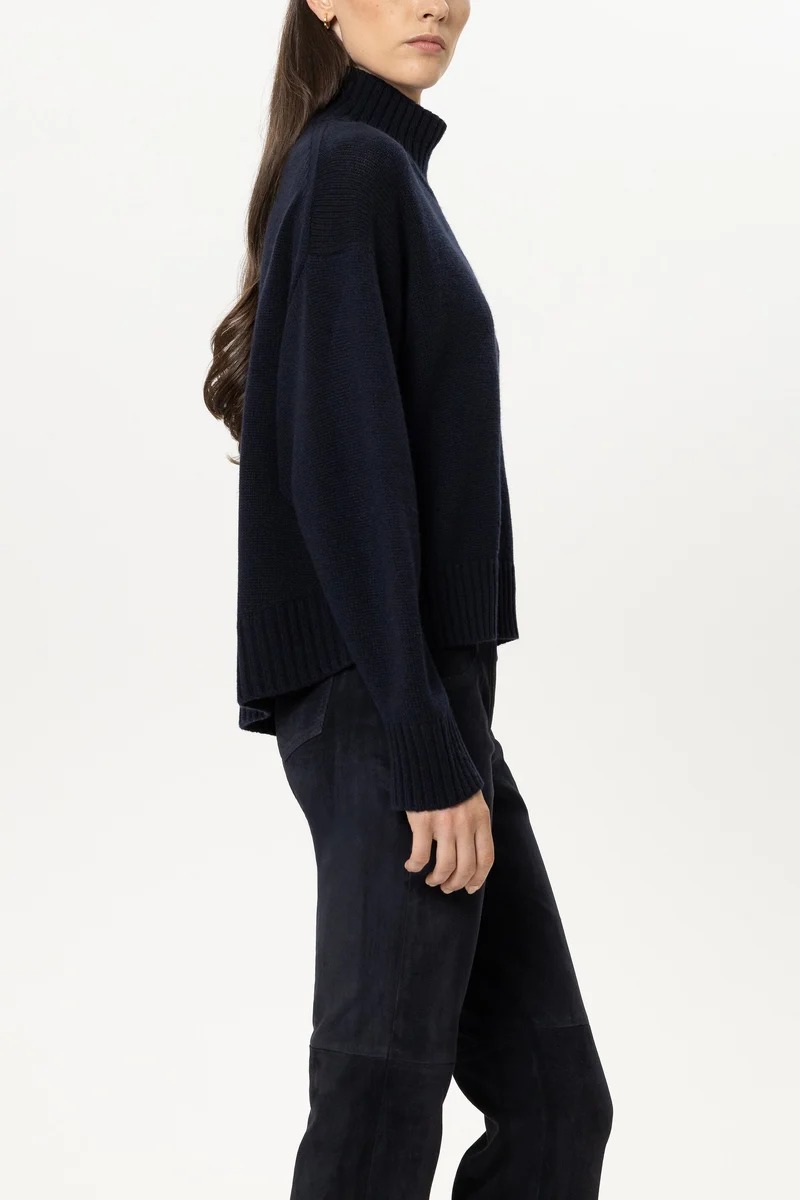 PULL COL ROULE EN MELANGE DE LAINE MARINE – Image 2