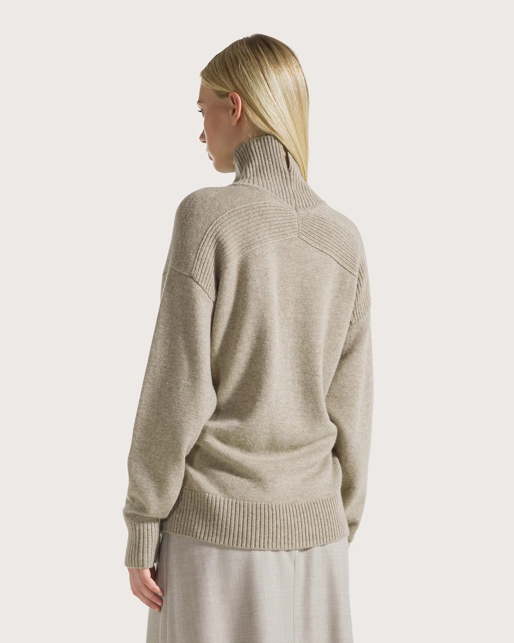 PULL A COL ROULE EN LAINE ET CACHEMIRE NOIR – Image 3
